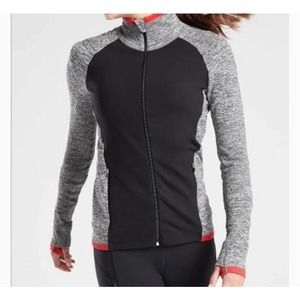 Athleta Andes Hybrid Jacket in Heathered Gray Navy Medium